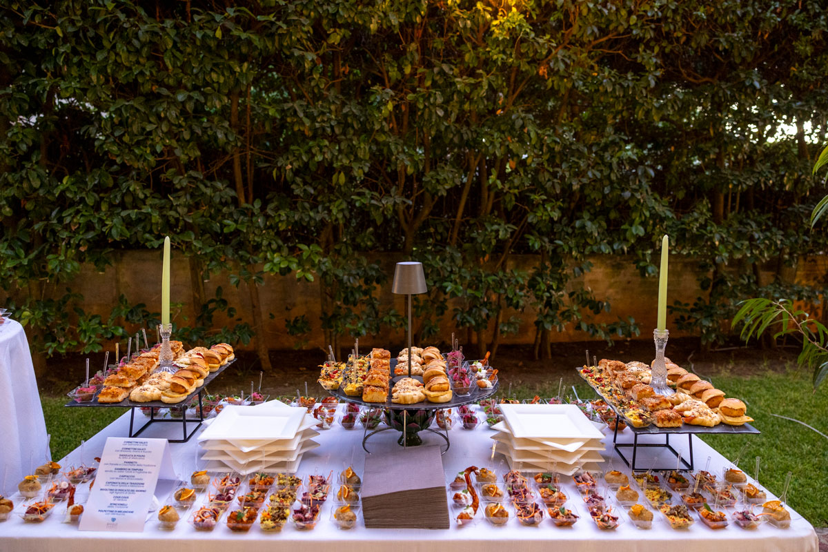 CATERING